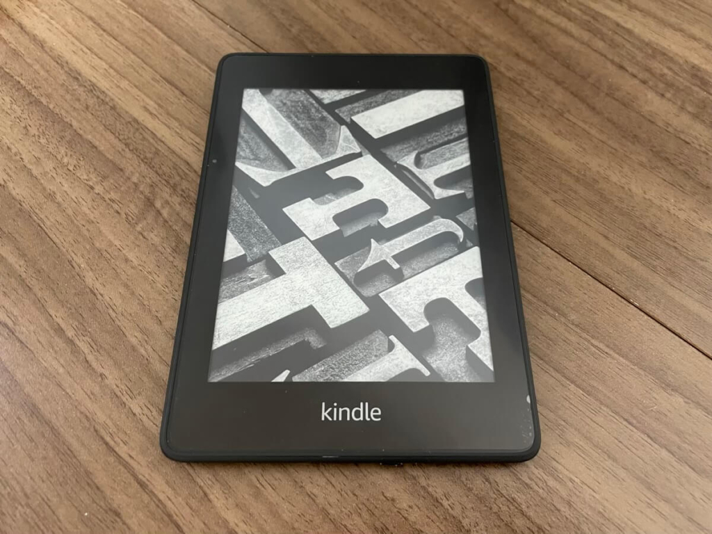 Kindle paperwhite 第10世代モデル