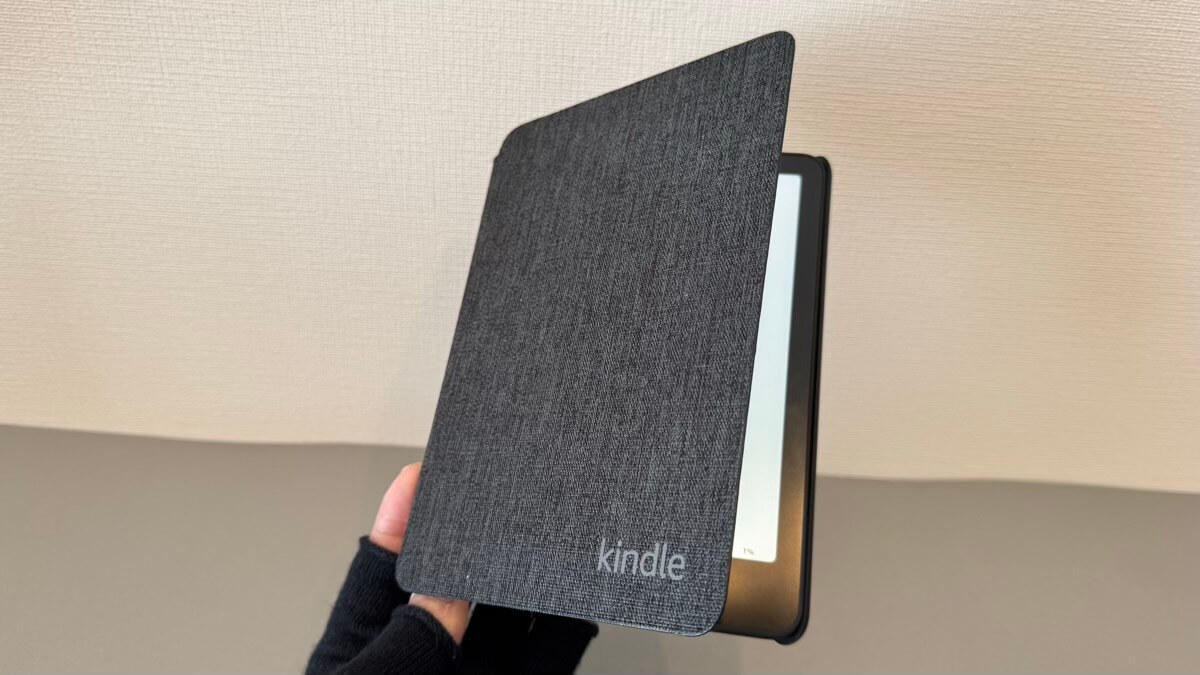 Kindle Paperwhiteに純正ファブリックカバーを着用