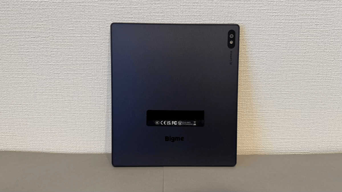 Bigme B7の背面